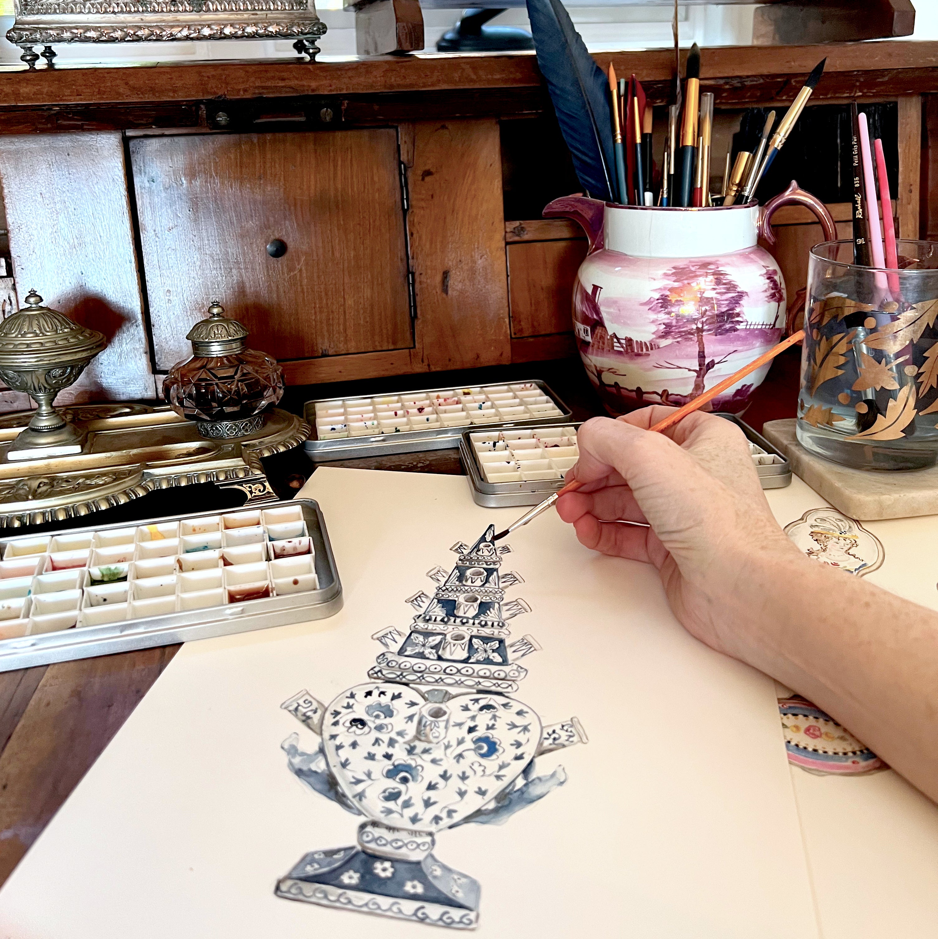 The Illustrated Guide to Antiques