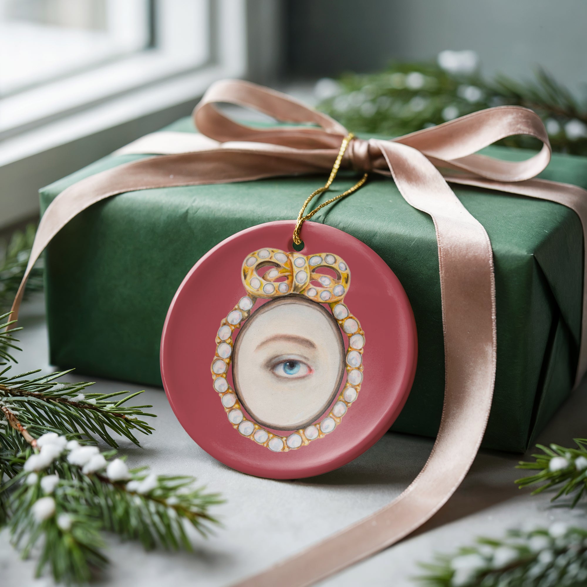 No. 19 Lover's Eye Ceramic Christmas Ornament - Pink