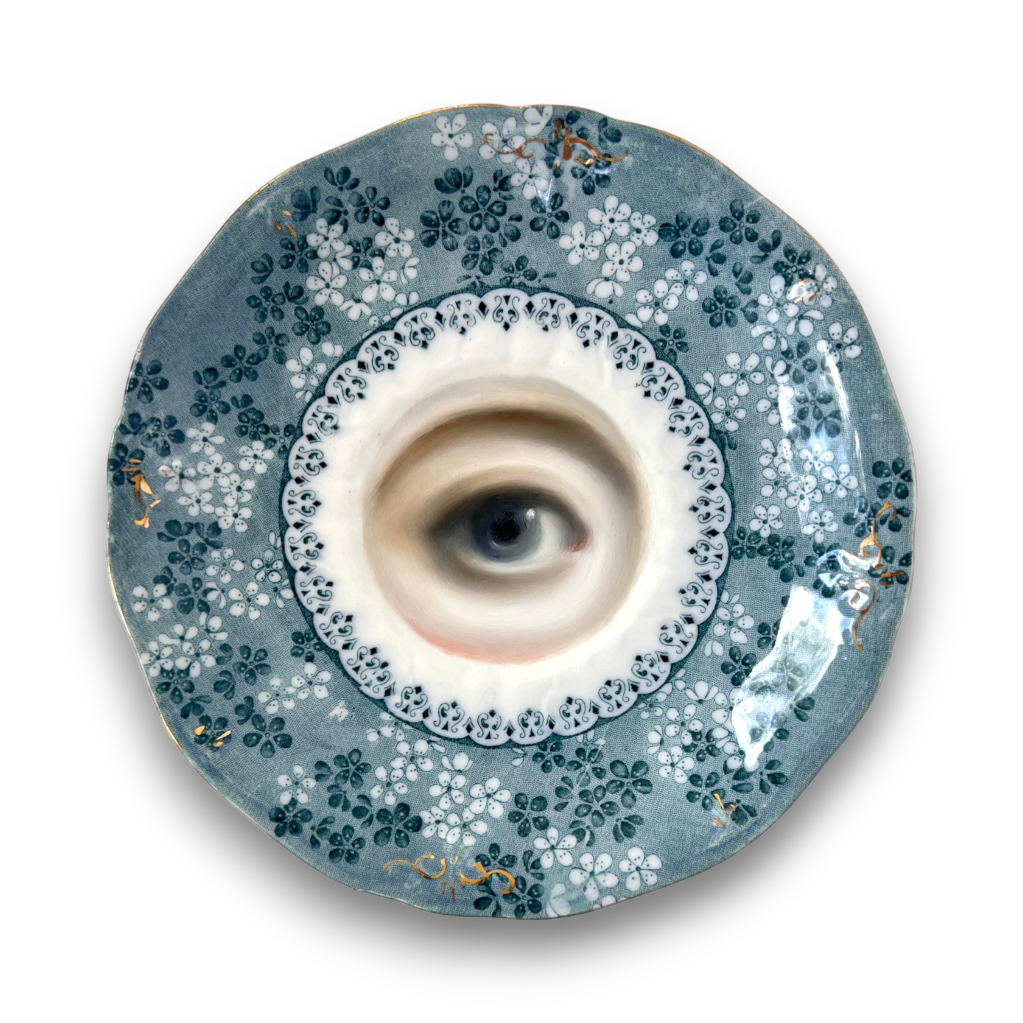 No. 3808 Lover’s Eye Painting on a Blue Victorian Plate