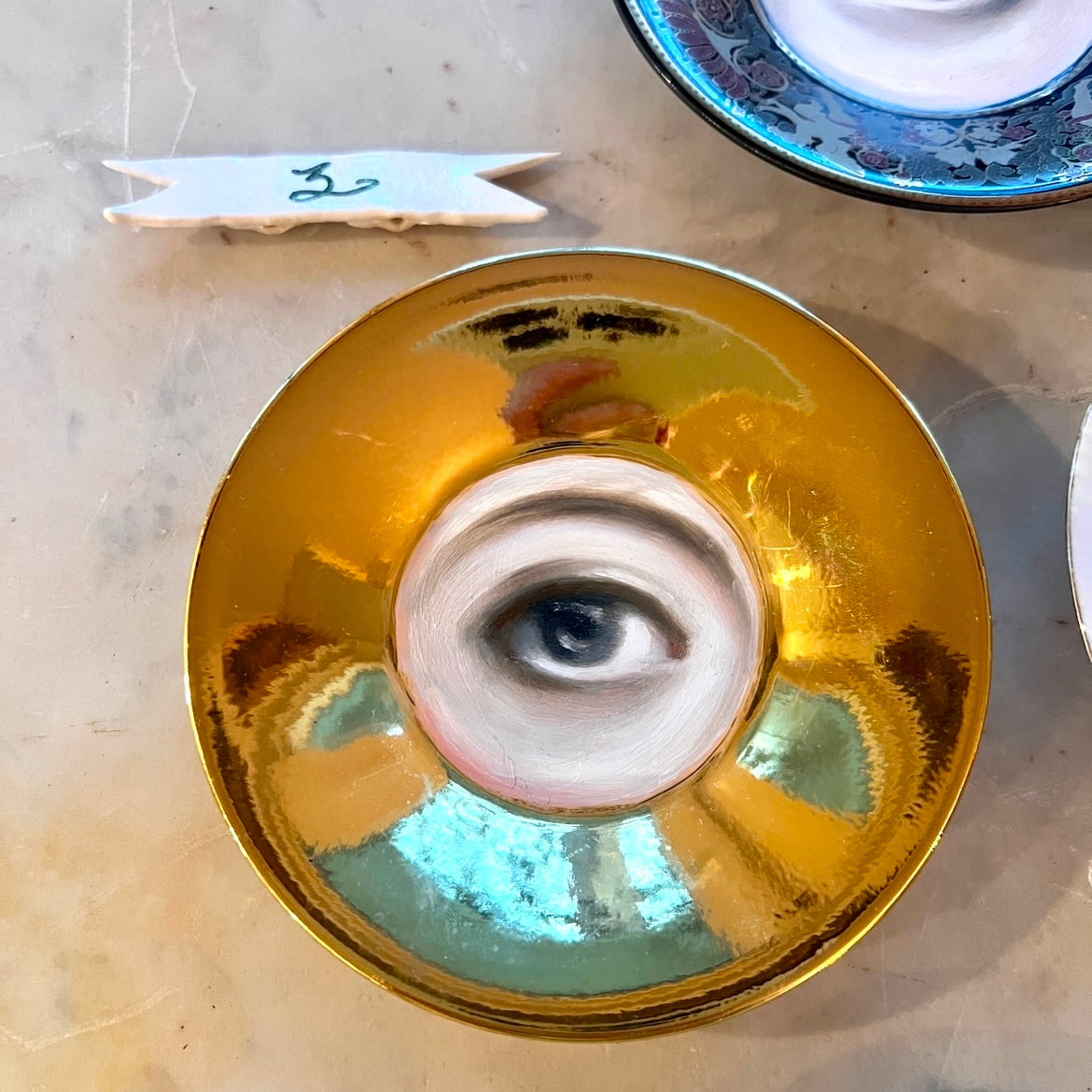 No. 3098 Lover's Eye Painting on a Gold Luster Plate