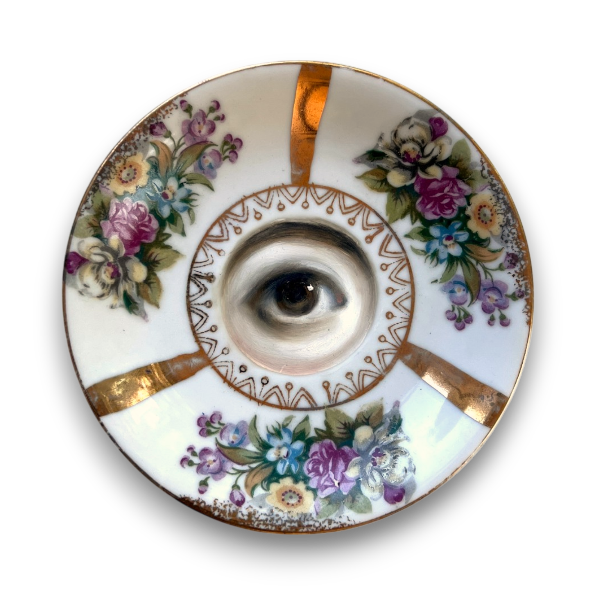 No. 3639 Lover's Eye Painting on a Floral Plate