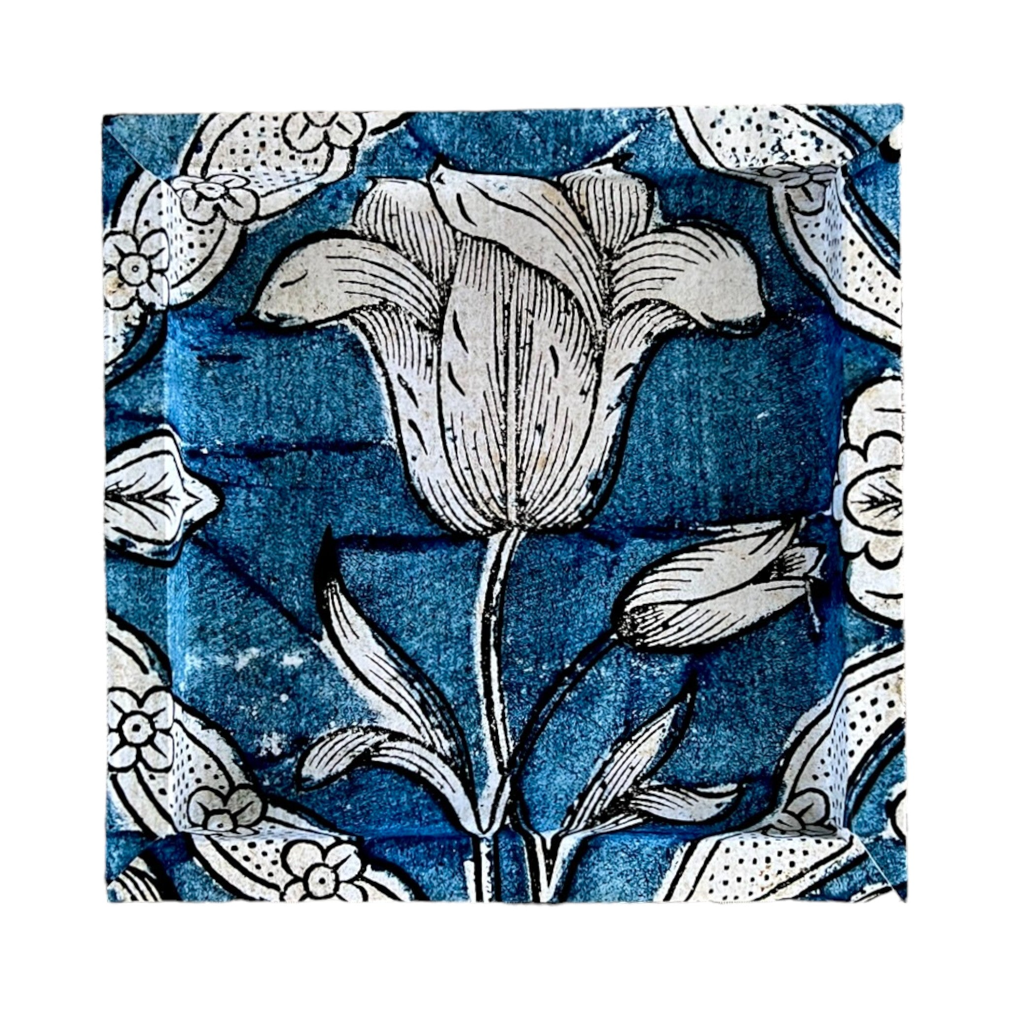 Frame No. 9 - Dominoterie Tulipe Bleue (8" for plates 4.25"-6")
