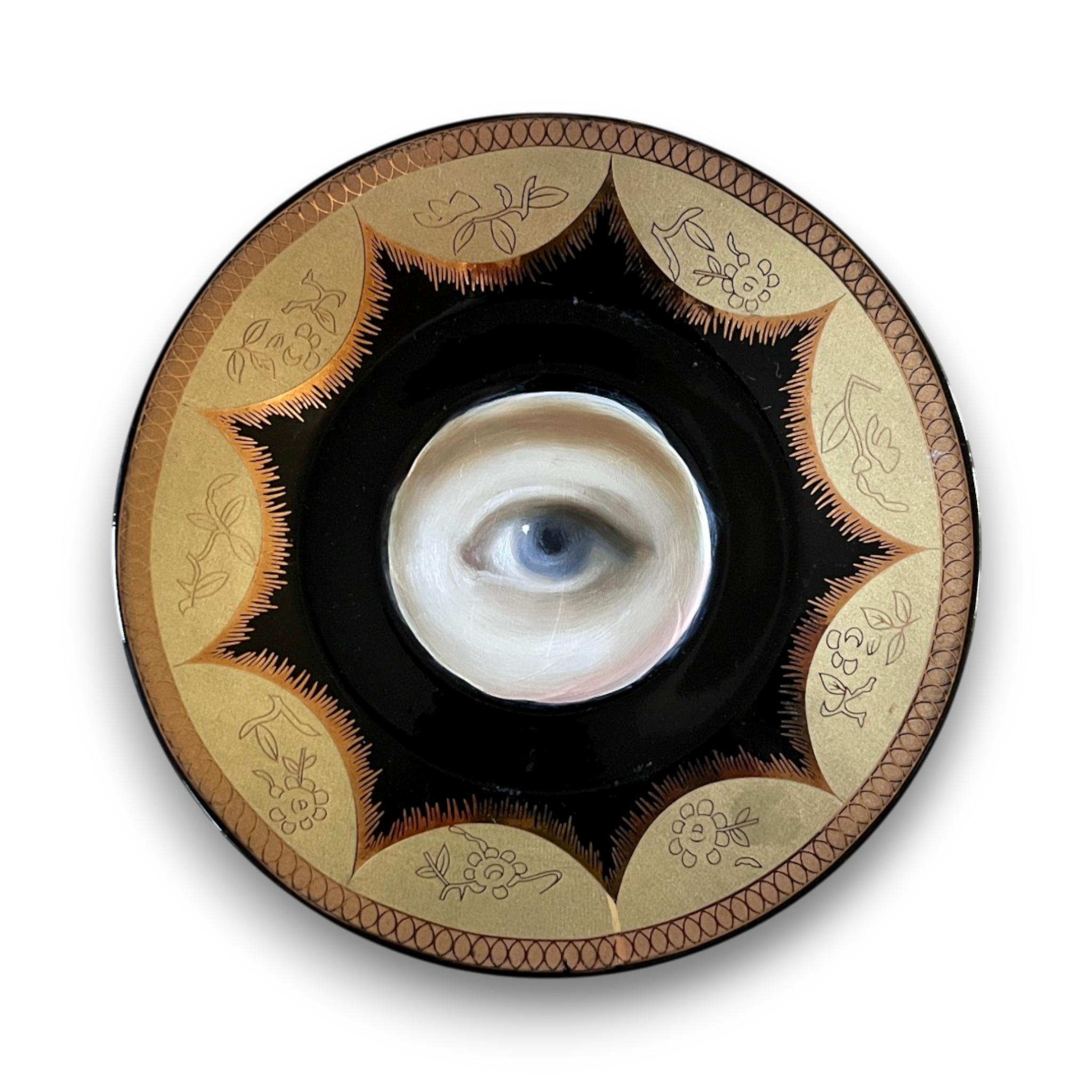 No. 3647 Lover's Eye Painting on a Black and Gold Plate