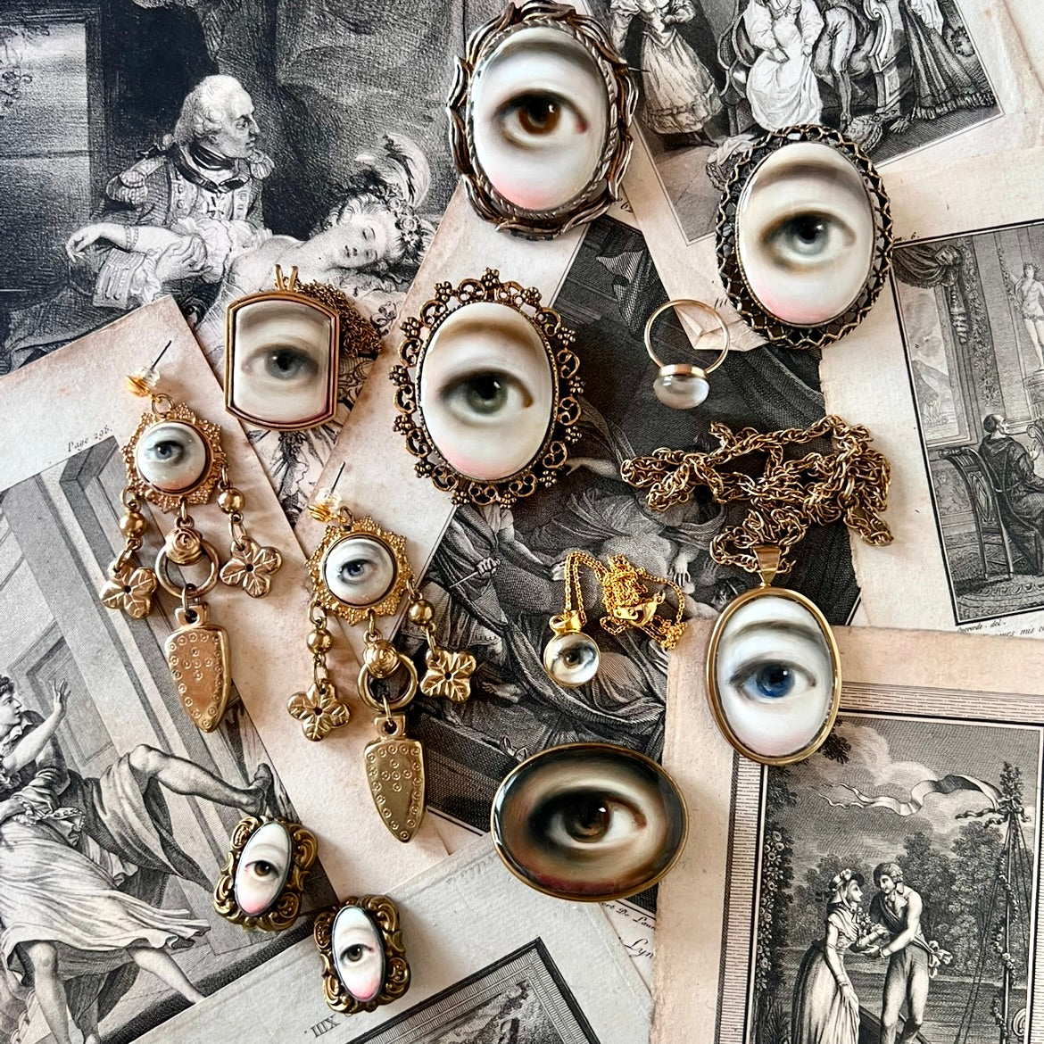 No. 2775 Lover's Eye Pendant Necklace