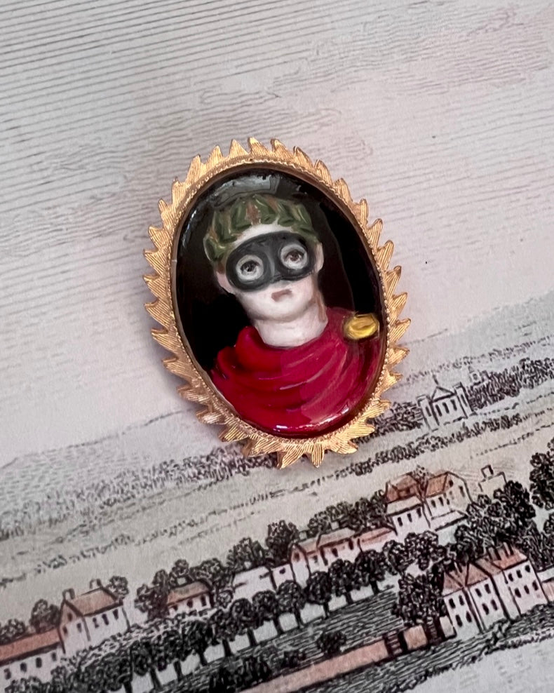 No. 2330 "Simon" Portrait Brooch