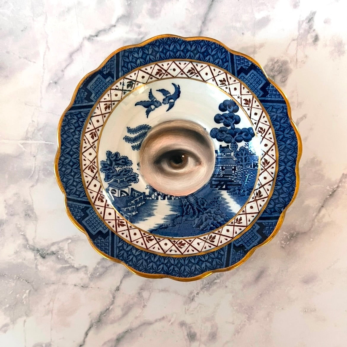 No. 2860 Lover's Eye Painting on an English Real Old Willow Plate