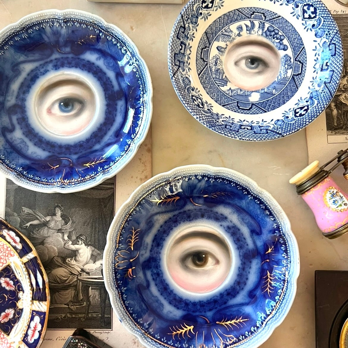 No. 2863 Lover's Eye Painting on an English Chinoiserie Blue Willow Plate