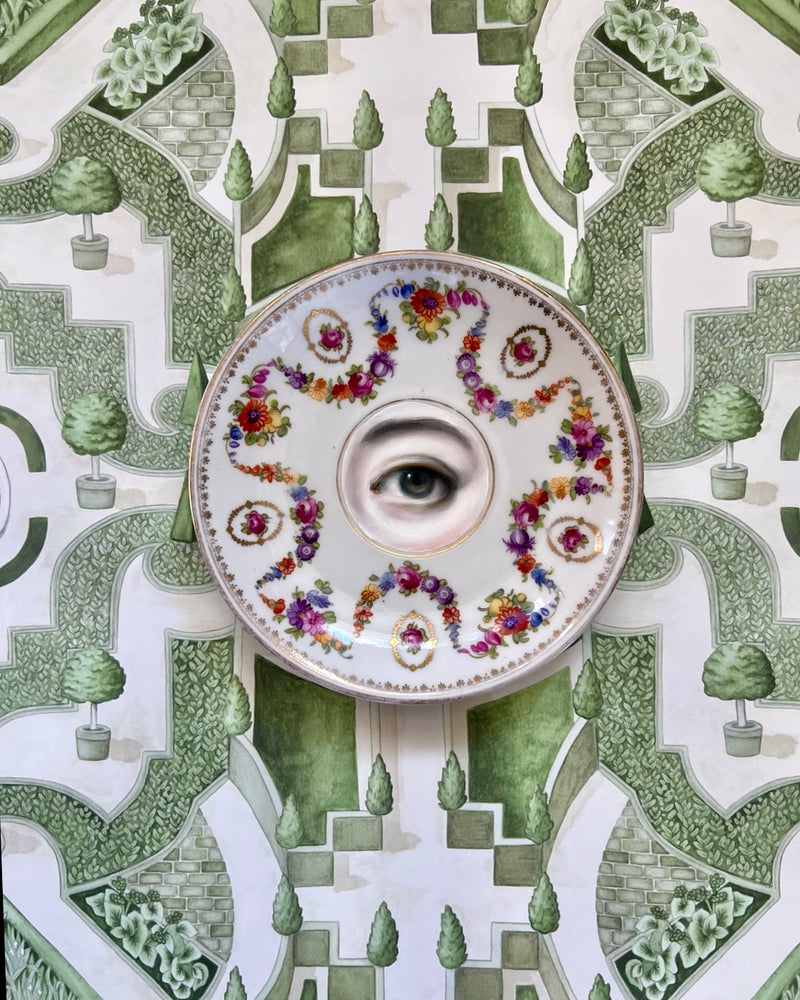 Lover's Eye Painting on a Schumann Flower Garland Plate