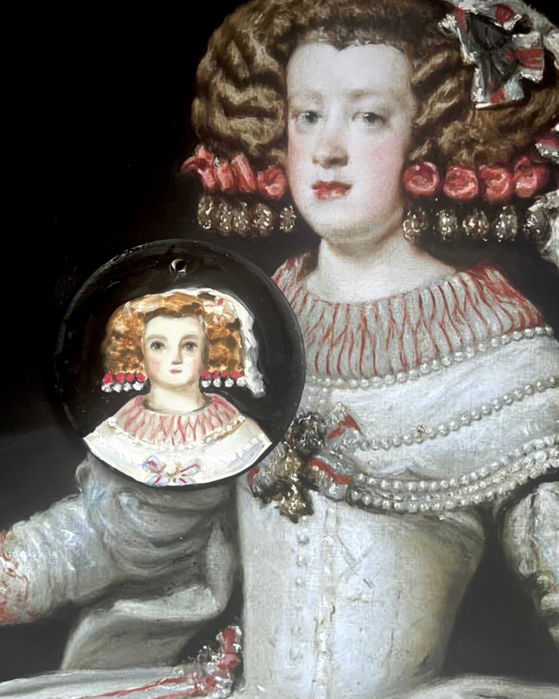 No. 2421 Made-to-Order Infanta Margarita Theresa Medallion Oil Painting