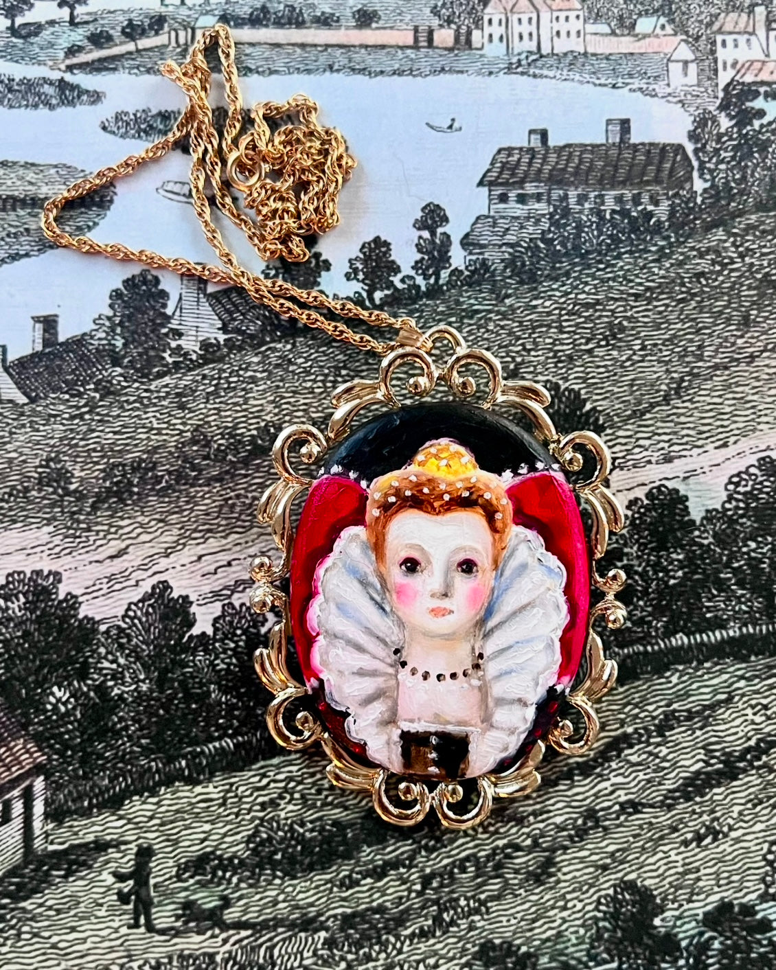 No. 2455 "Elizabeth" Portrait Pendant Necklace