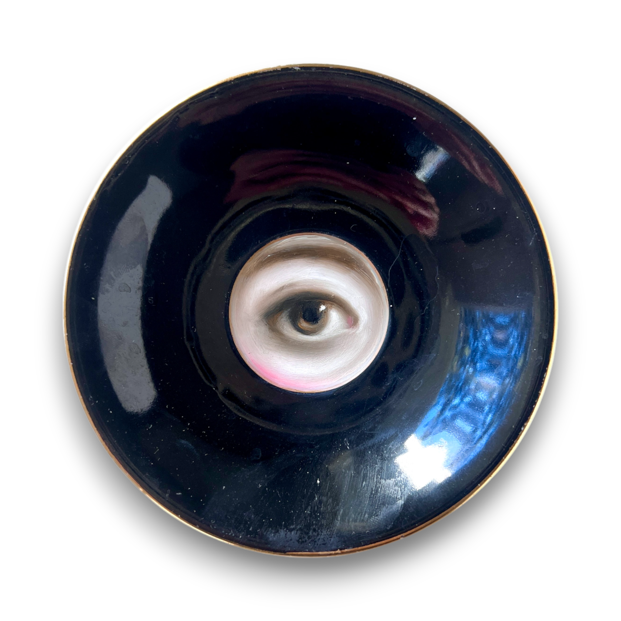 No. 3124 Lover's Eye Painting on a Black Plate
