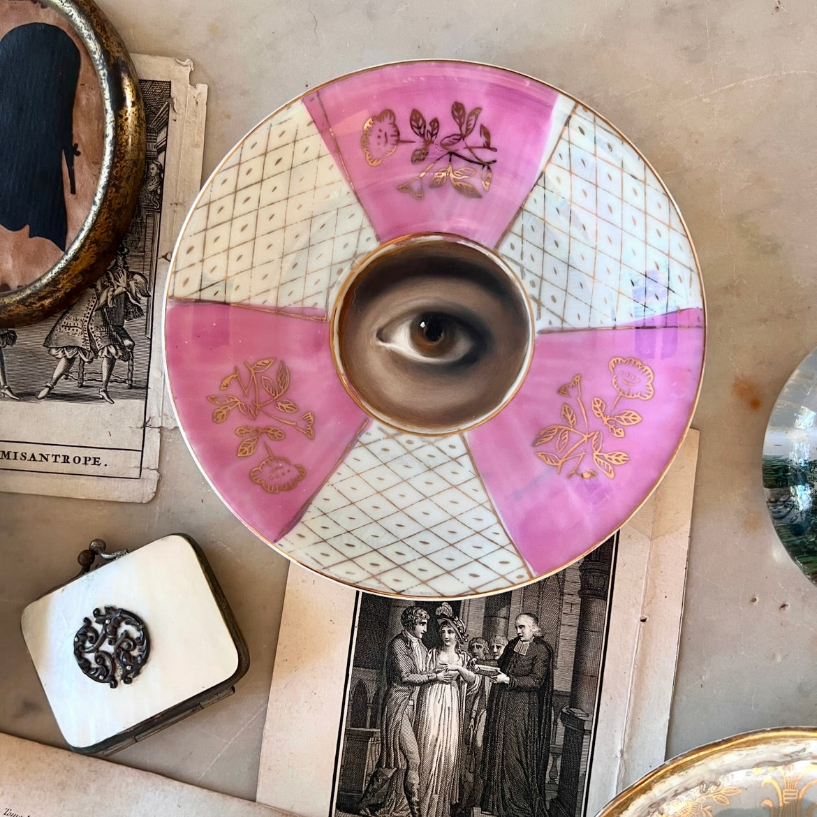 No. 2937 Lover's Eye Painting on a Pink Luster Plate with Fishscale Pattern