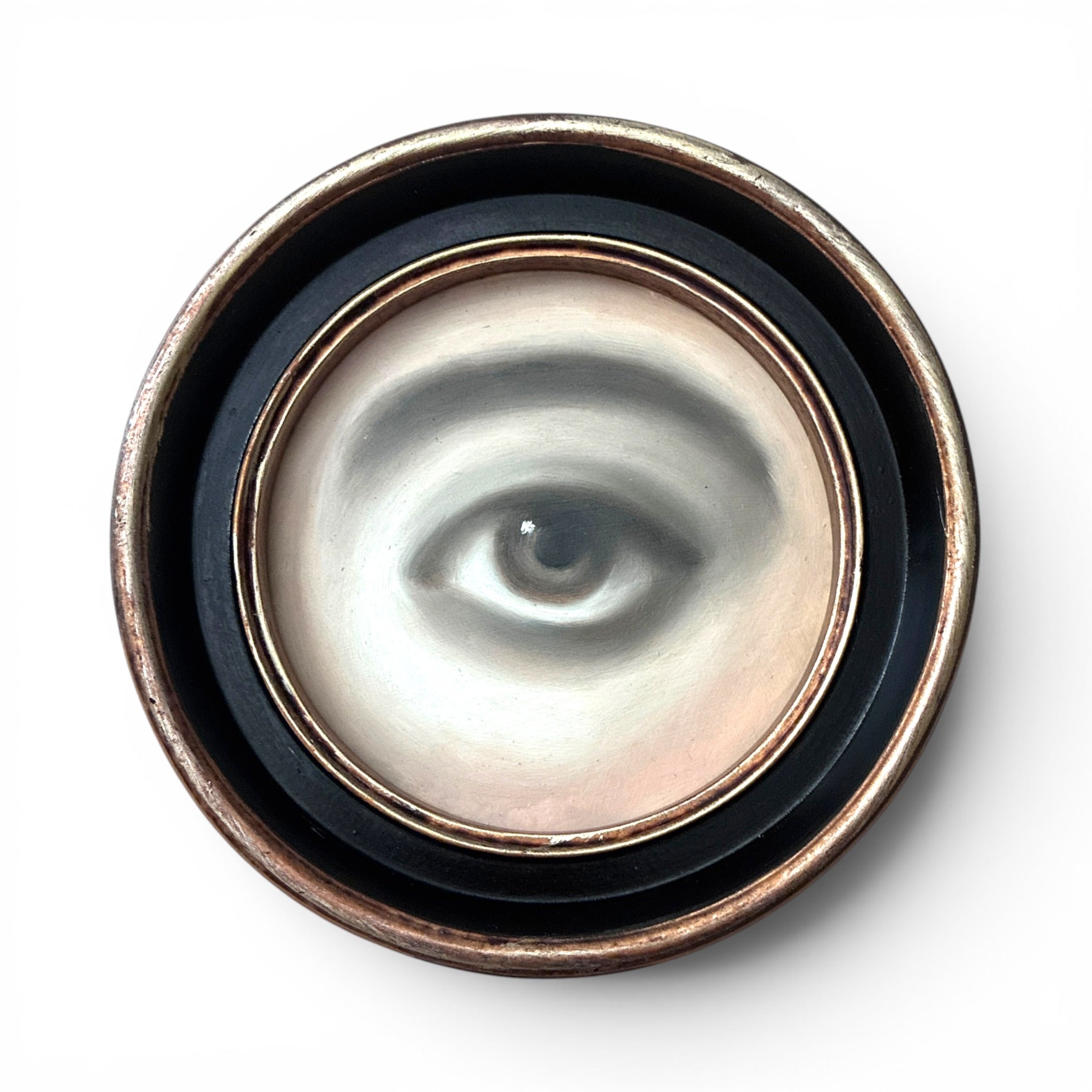 No. 3665 Lover's Eye Painting in a Black and Gold Round Frame