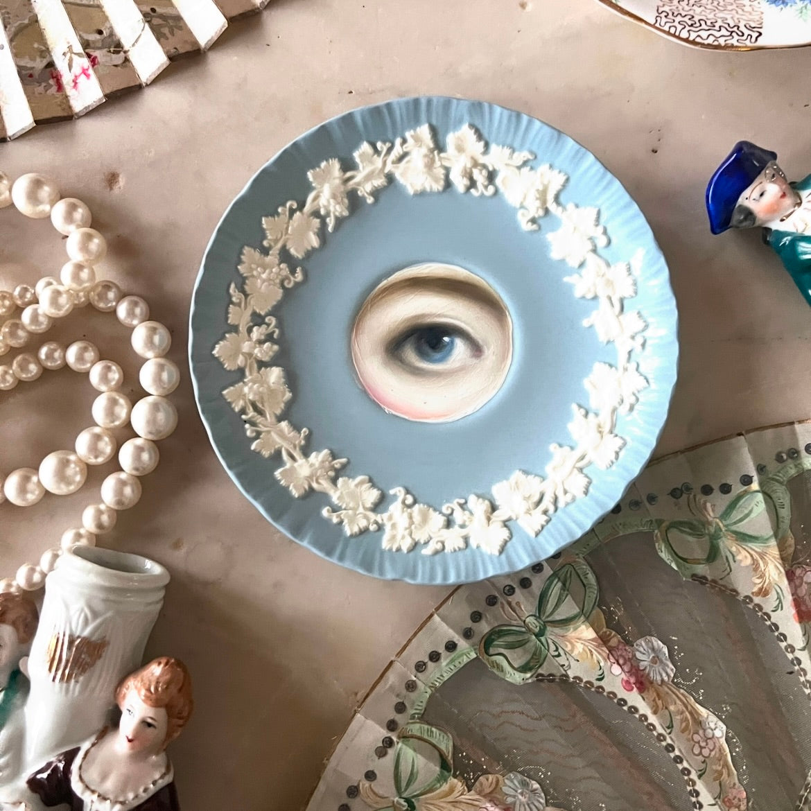 No. 2956 Lover's Eye Painting on a Blue and White Wedgewood Botanical Plate