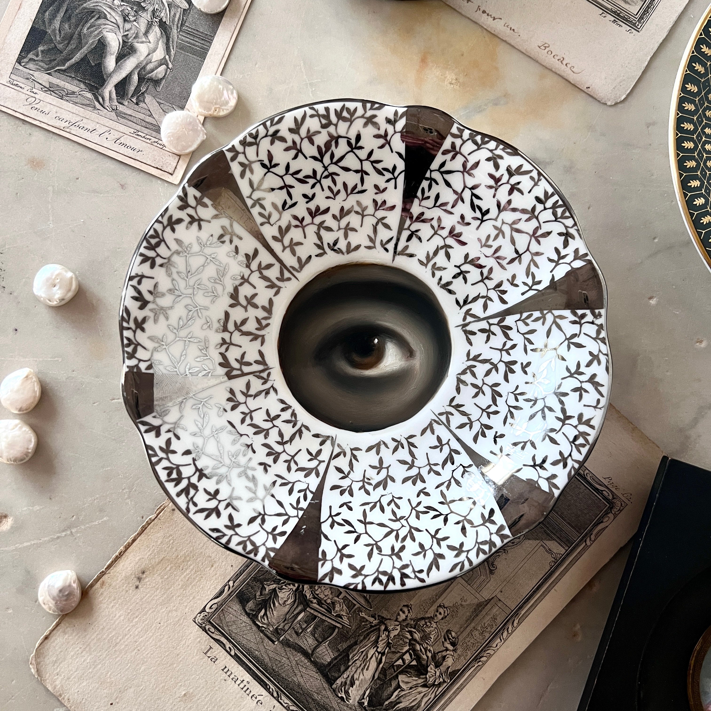 No. 3040 Lover's Eye Painting on a Silver Gilt Foliate Plate
