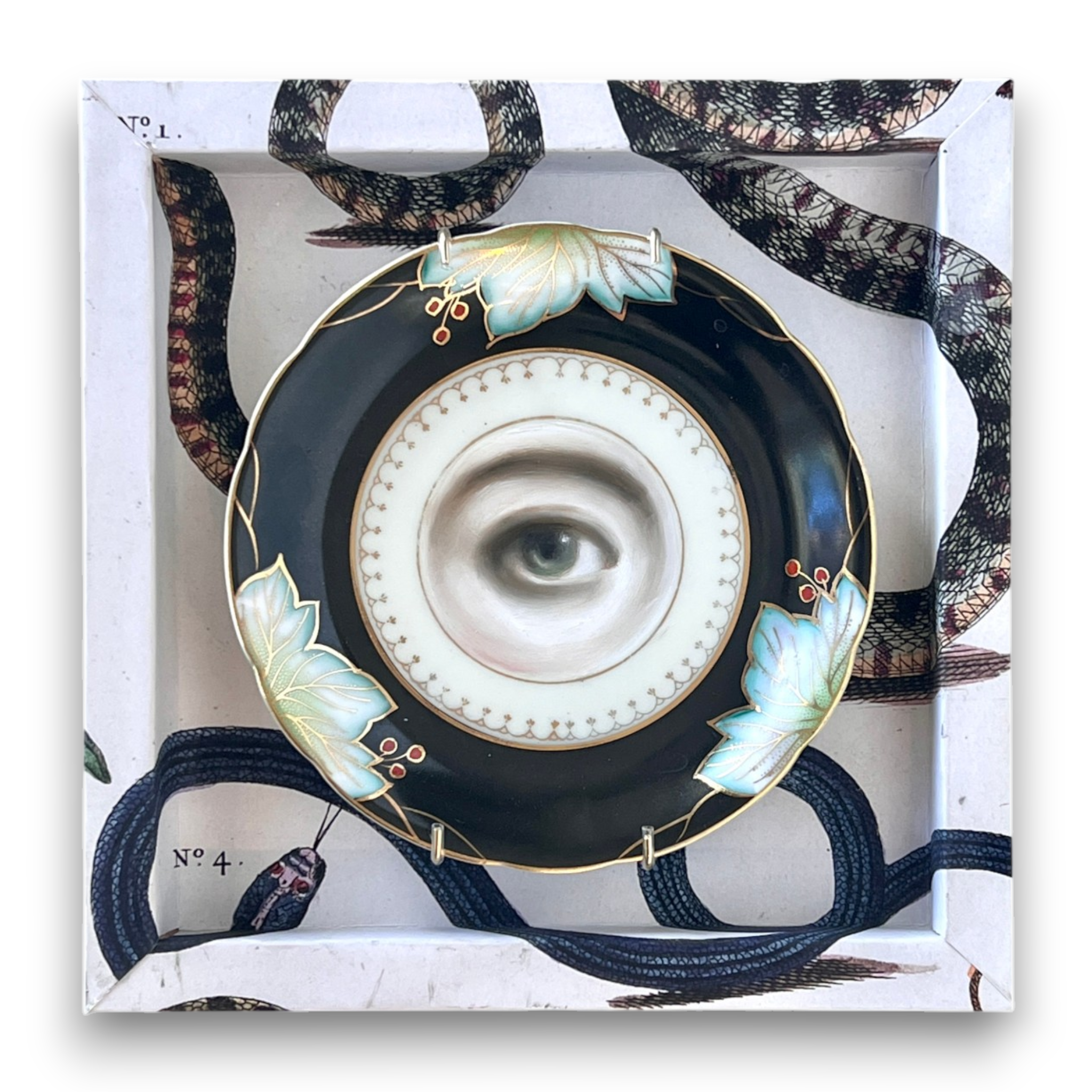 No. 3200 Lover's Eye Painting on a Black, White, and Green Plate