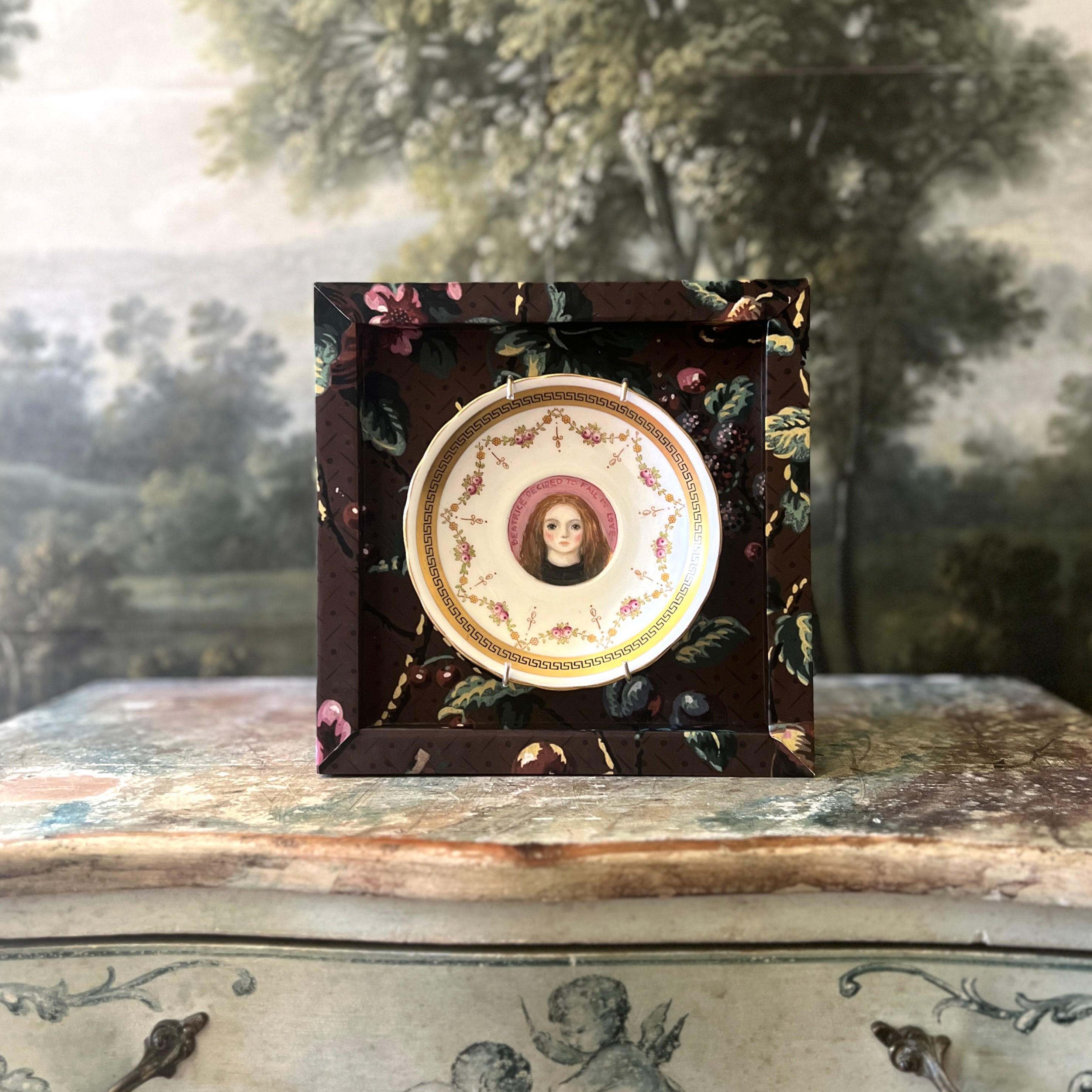 No. 2660 "Beatrice Decided to Fall in Love" Portrait Plate