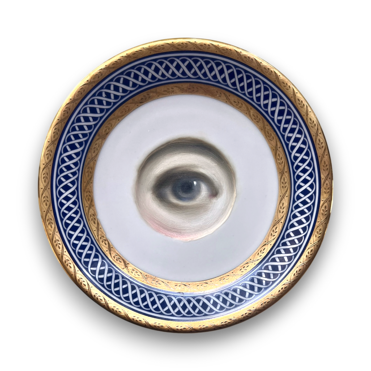 No. 3914 Lover's Eye Painting on a Mini Bavarian Plate