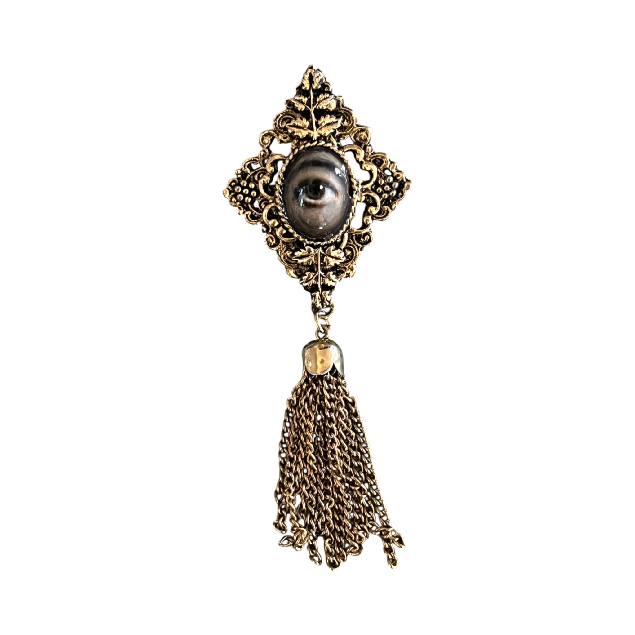 No. 3226 Lover's Eye Tassel Brooch