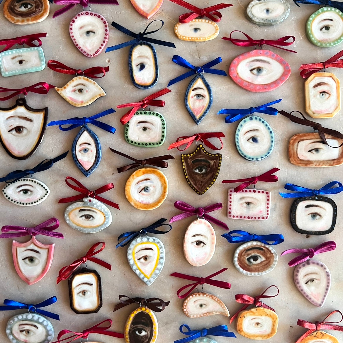 No. 104 Lover's Eye Charm - Gold Portrait