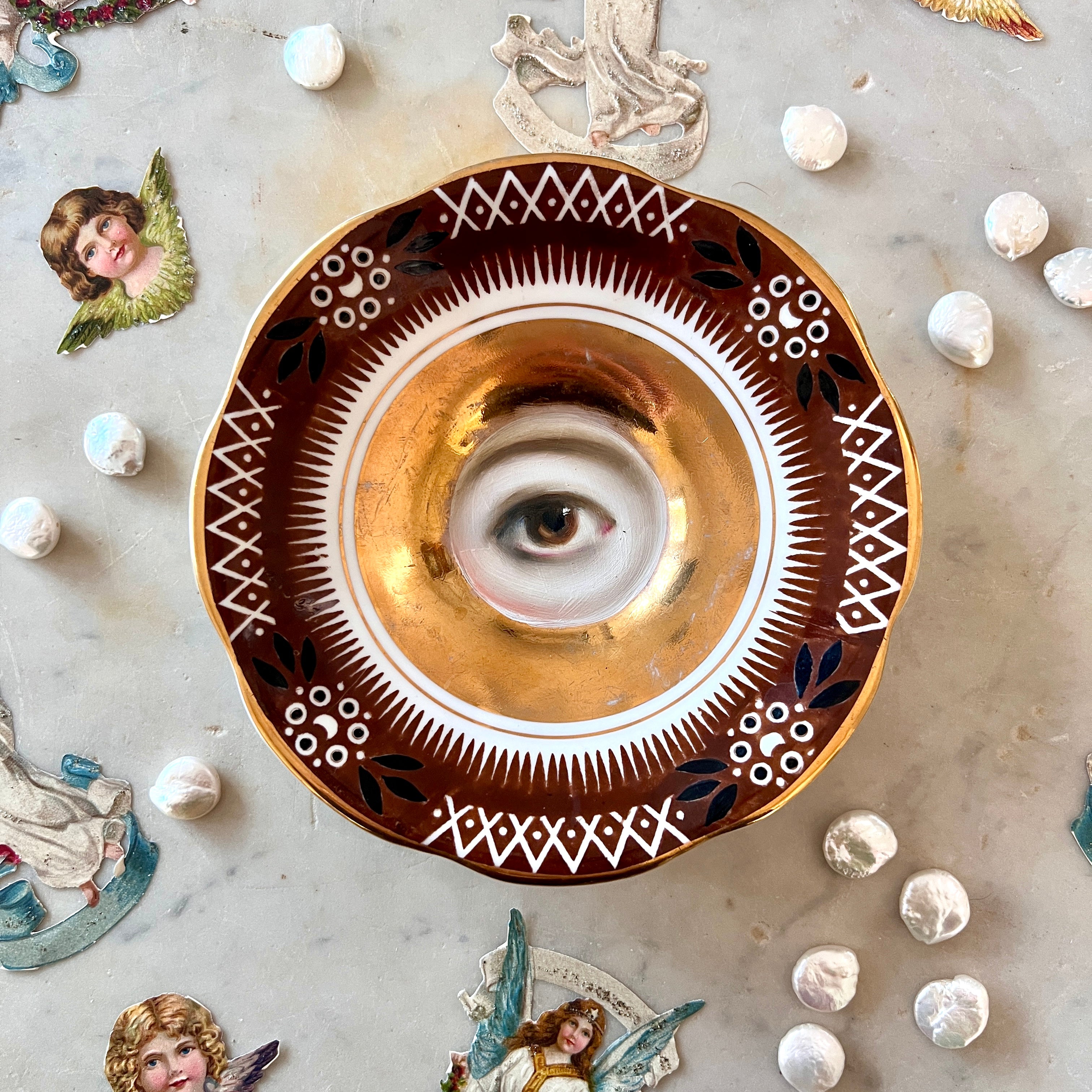 No. 3095 Lover's Eye Painting on an English Gold Luster Plate