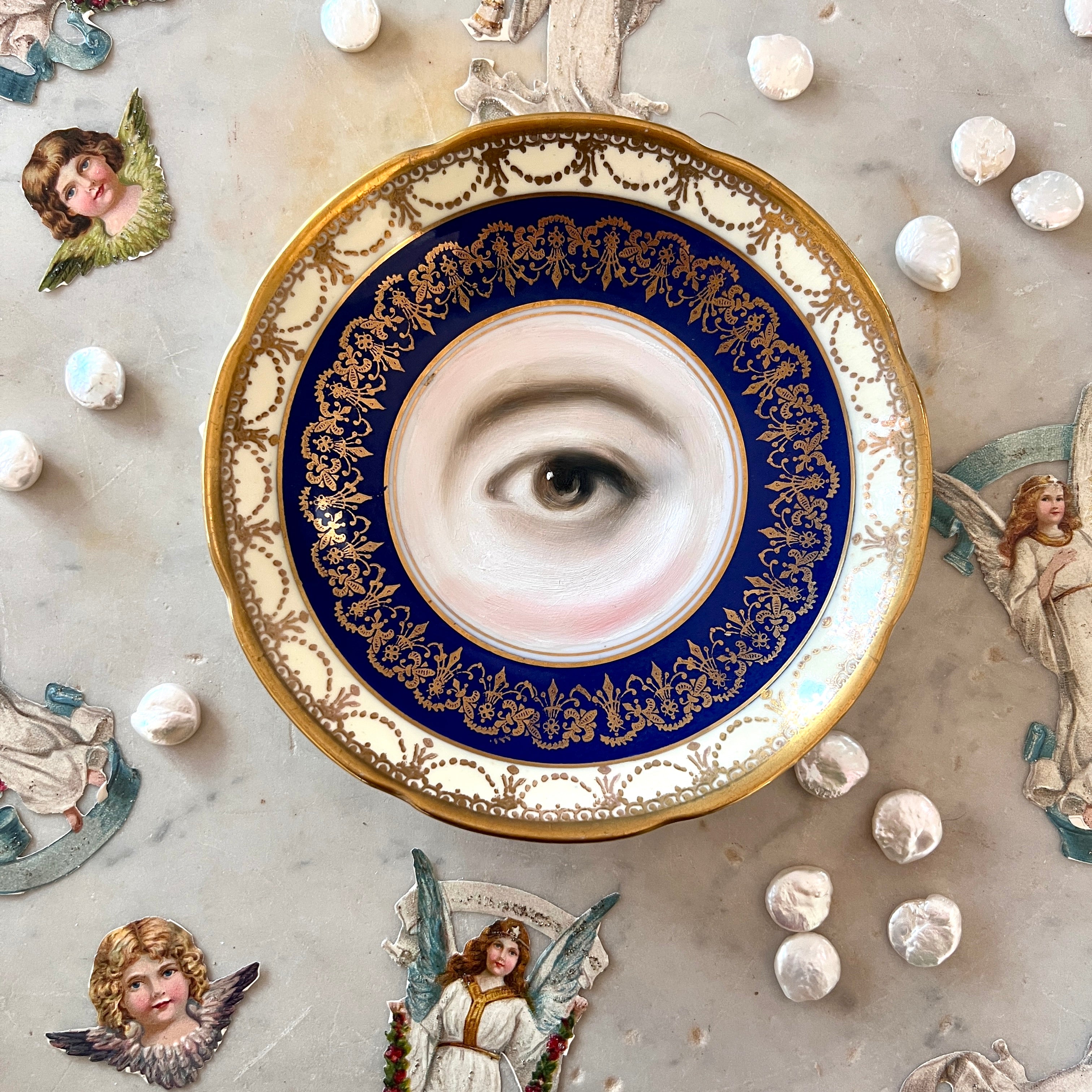 No. 3077 Lover's Eye Painting on an English Blue & Gold Plate