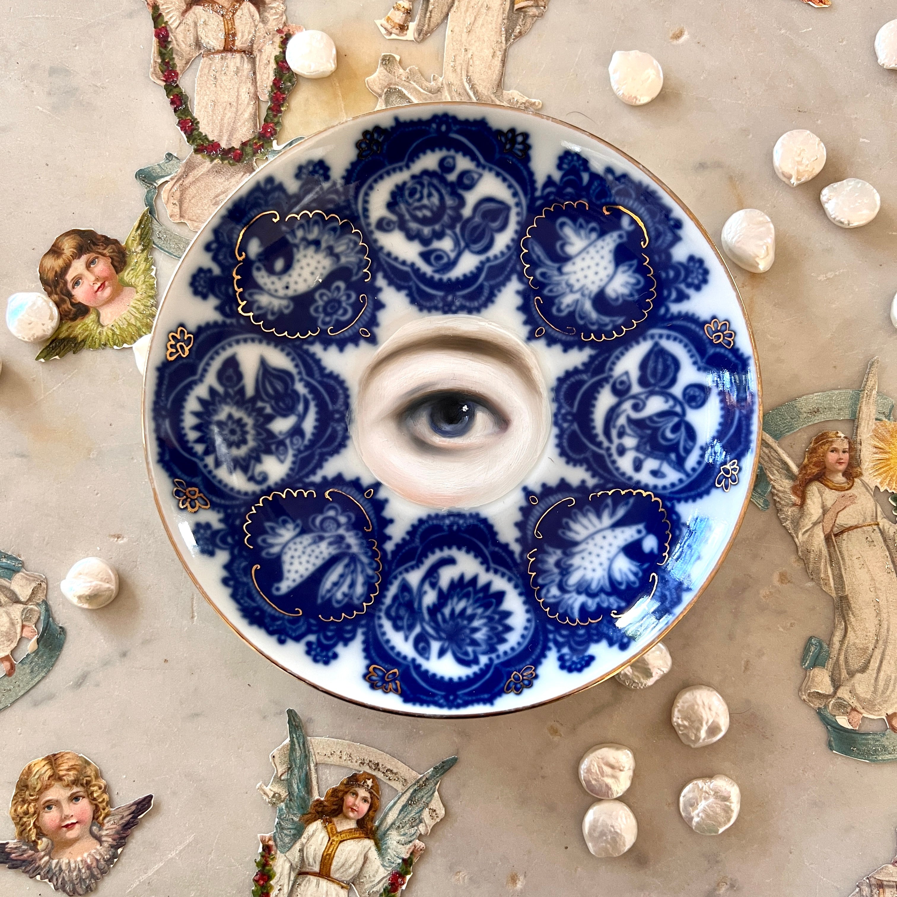 No. 3083 Lover's Eye Painting on a Lomonosov Blue Plate