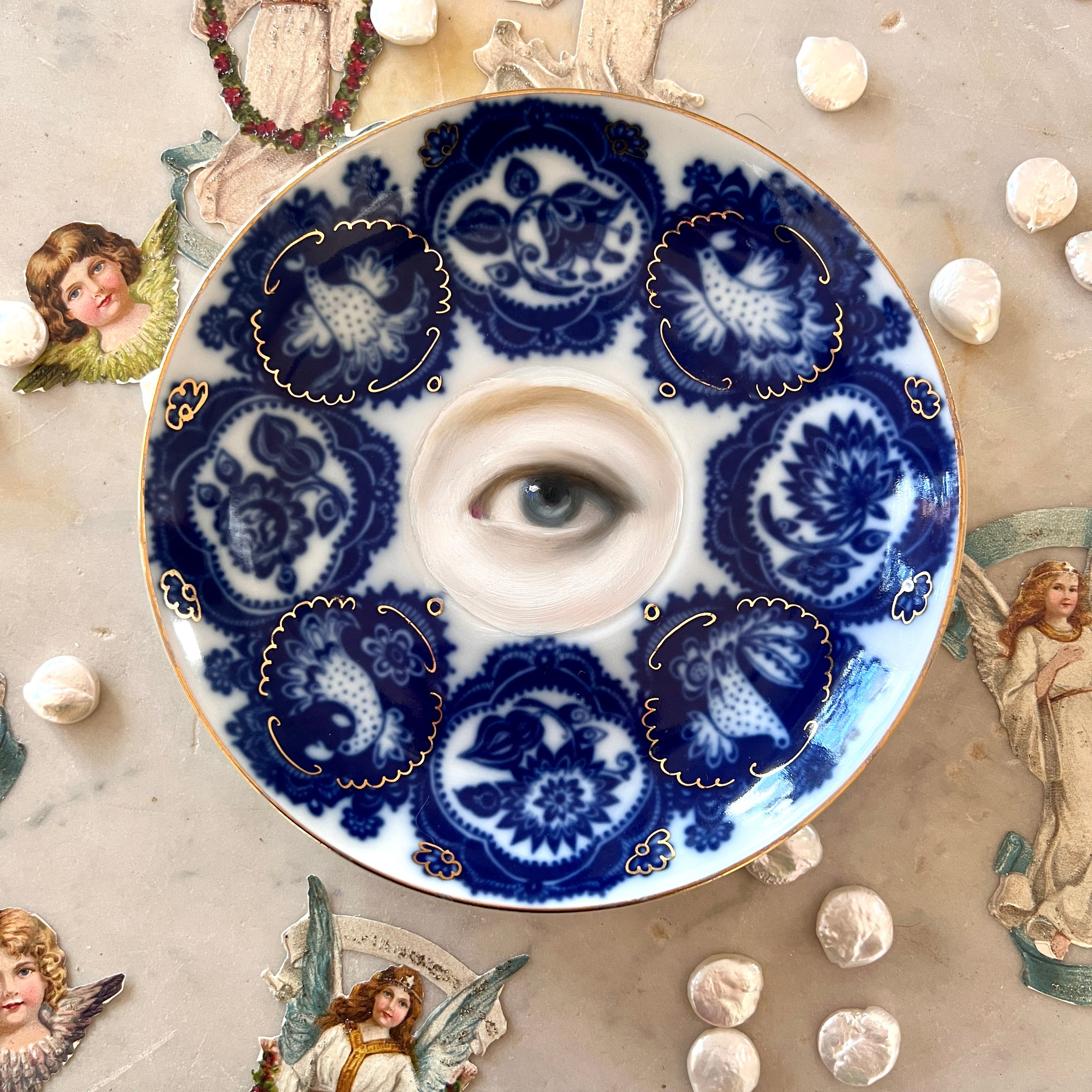 No. 3082 Lover's Eye Painting on a Lomonosov Blue Plate
