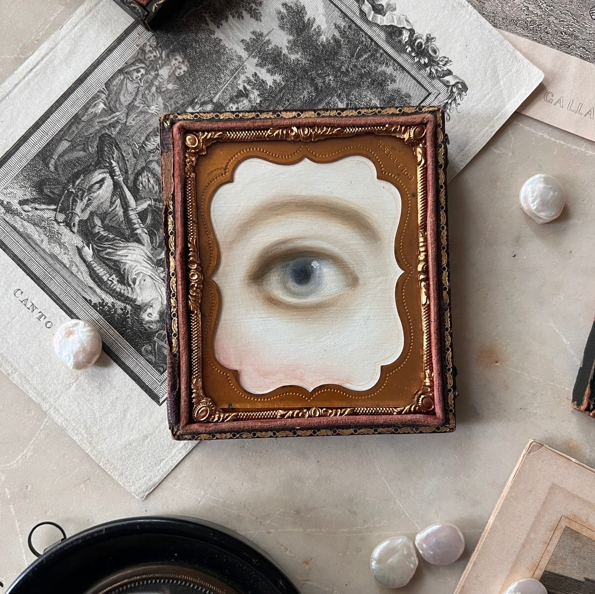 No. 3279 Lover's Eye Painting in an Antique Daguerreotype Case