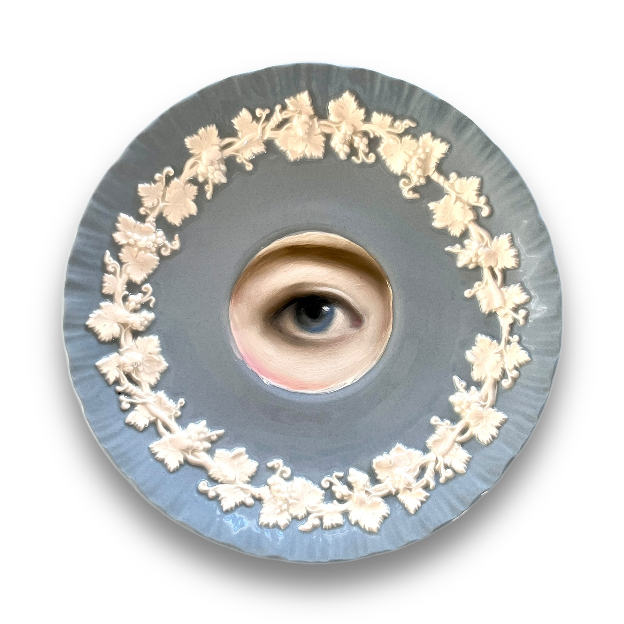 No. 2956 Lover's Eye Painting on a Blue and White Wedgewood Botanical Plate