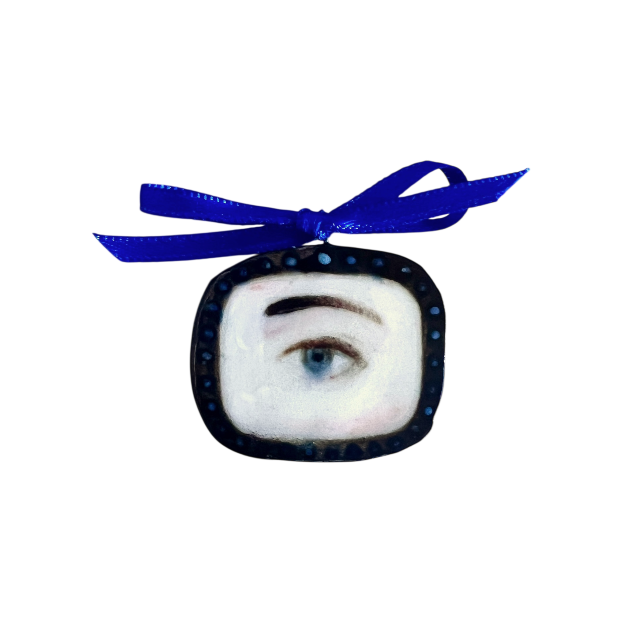 No. 81 Lover's Eye Charm - Sapphires