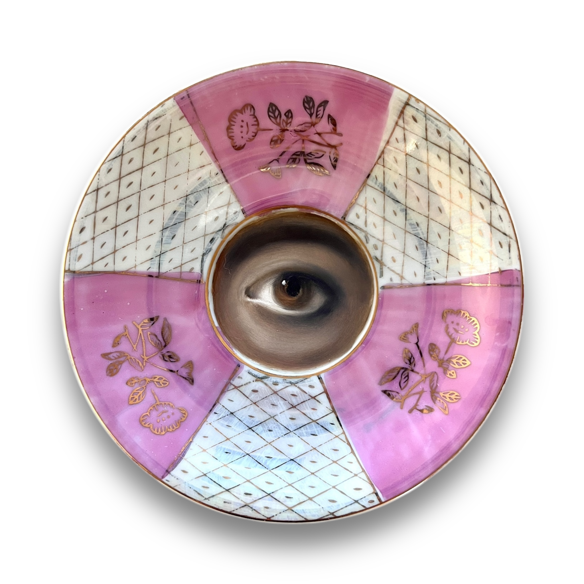 No. 2937 Lover's Eye Painting on a Pink Luster Plate with Fishscale Pattern