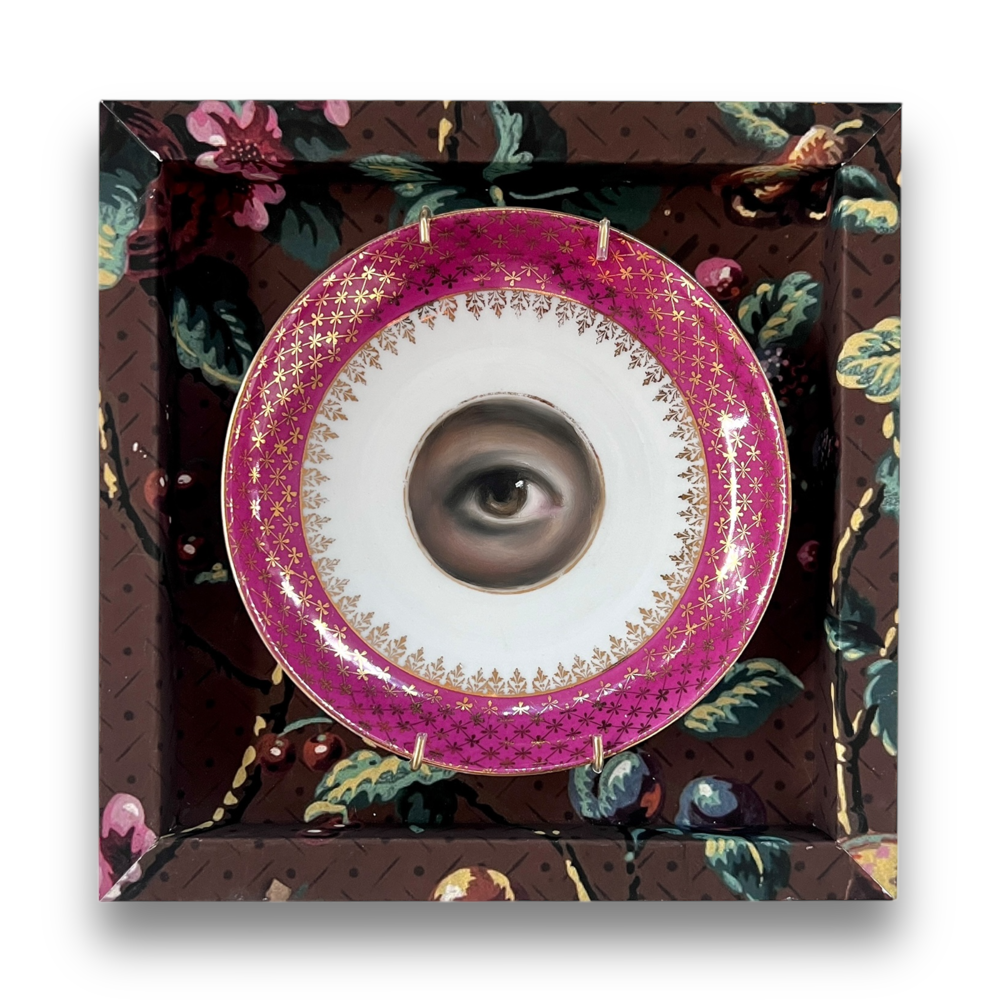 No. 2998 Lover's Eye Painting on an Antique Magenta and Gilt Plate