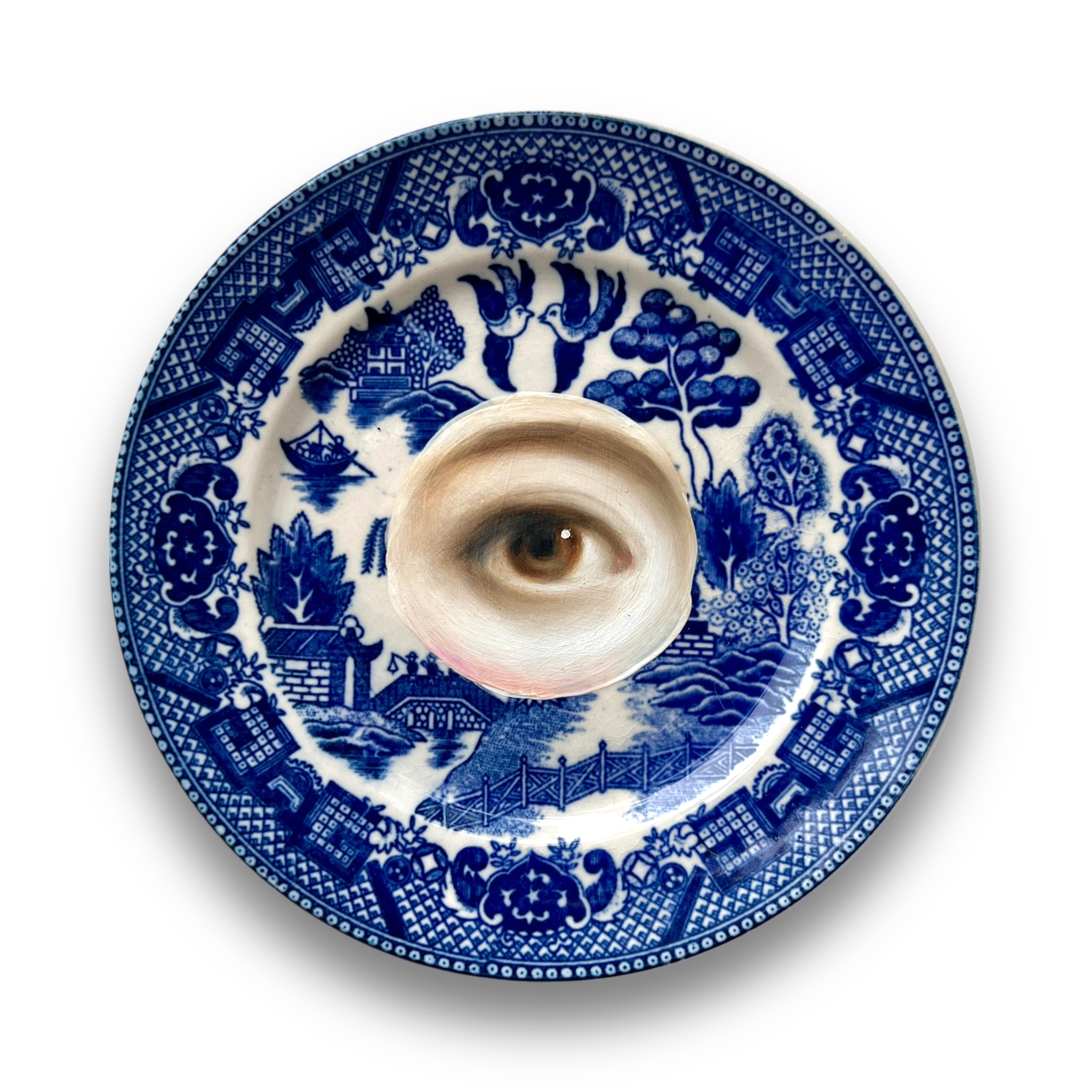 No. 3055 Lover's Eye Painting on a Chinoiserie Blue Willow Plate