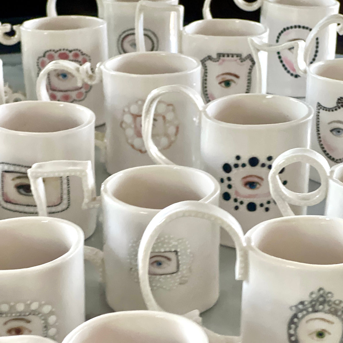 CERAMIC LOVER'S EYE MUGS
