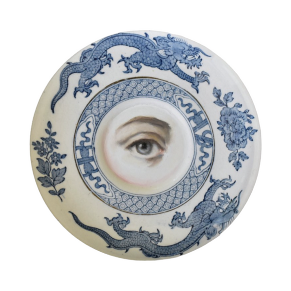 Lover's Eye Dragon Blue Plate Pin