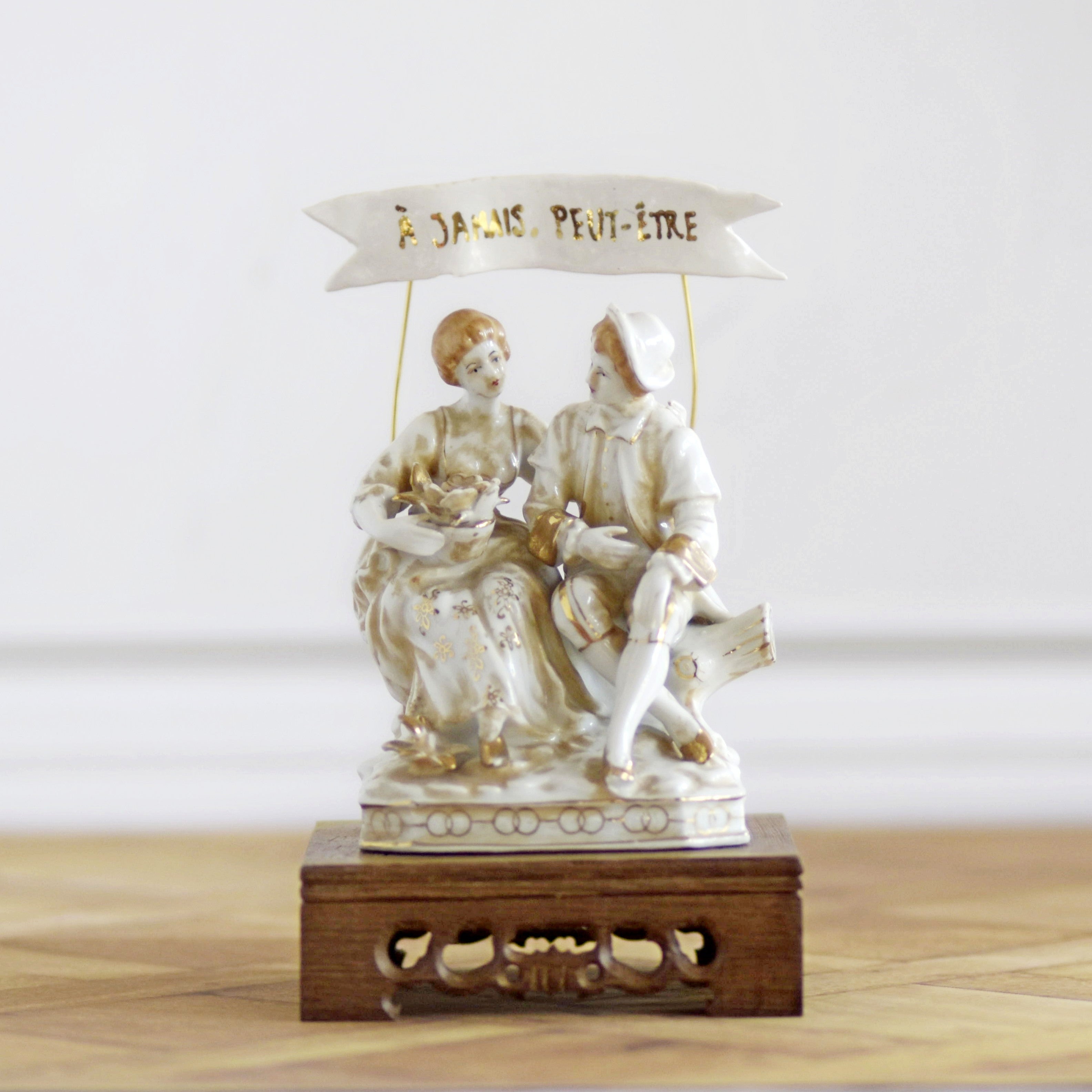 À JAMAIS, PEUT-ÊTRE