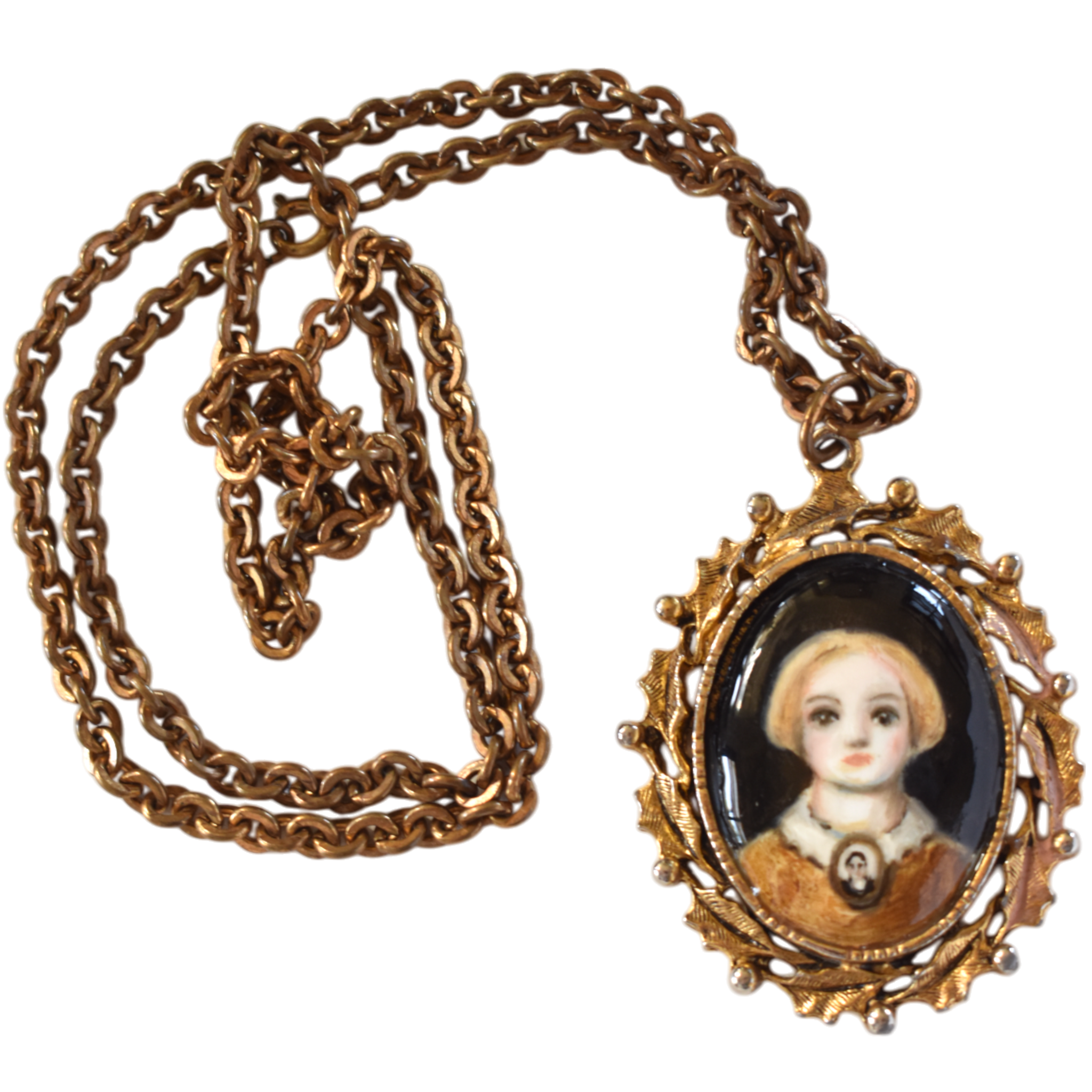 No. 2452 "Imogen" Portrait Pendant Necklace