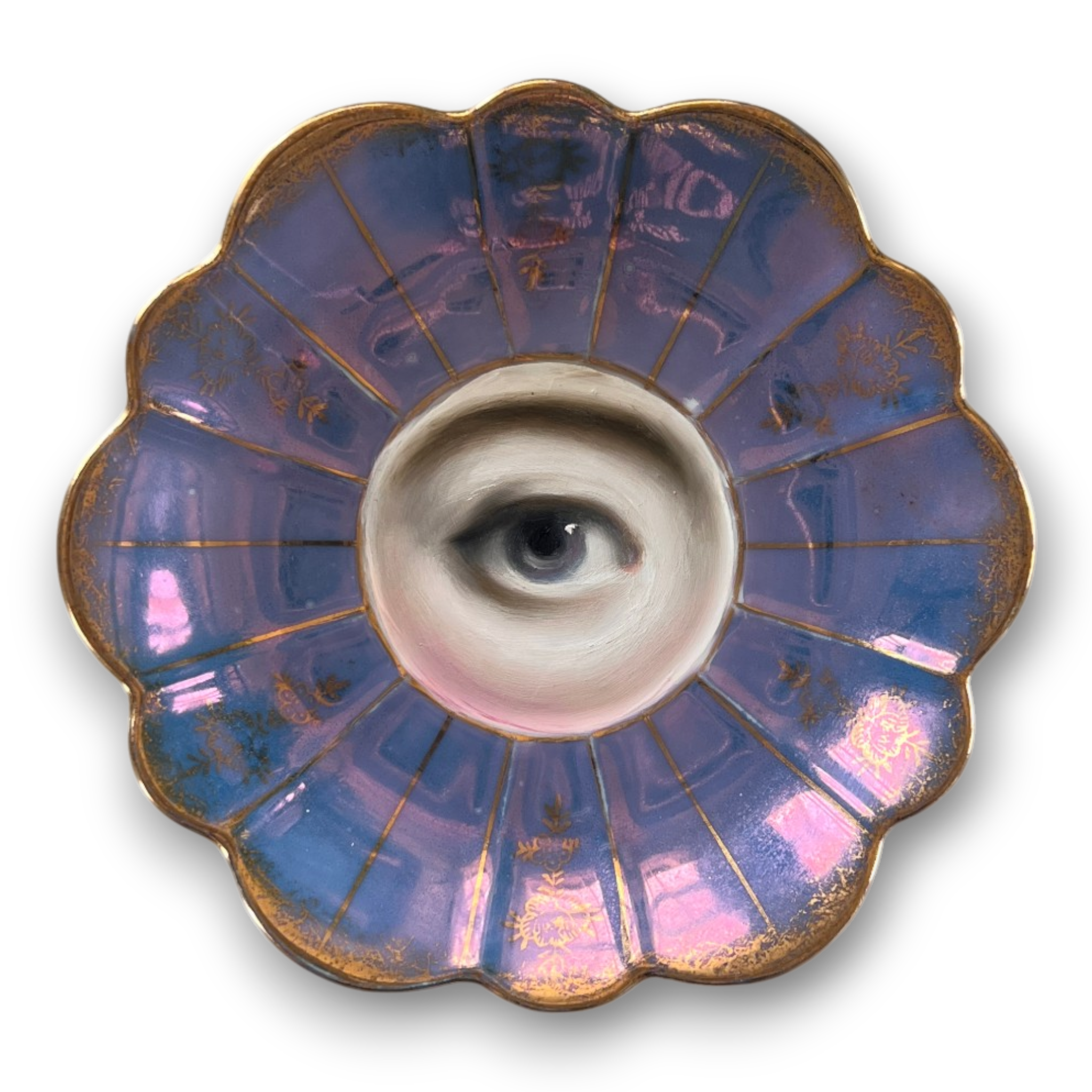 No. 3565 Lover's Eye Painting on a Lavender Lusterware Plate