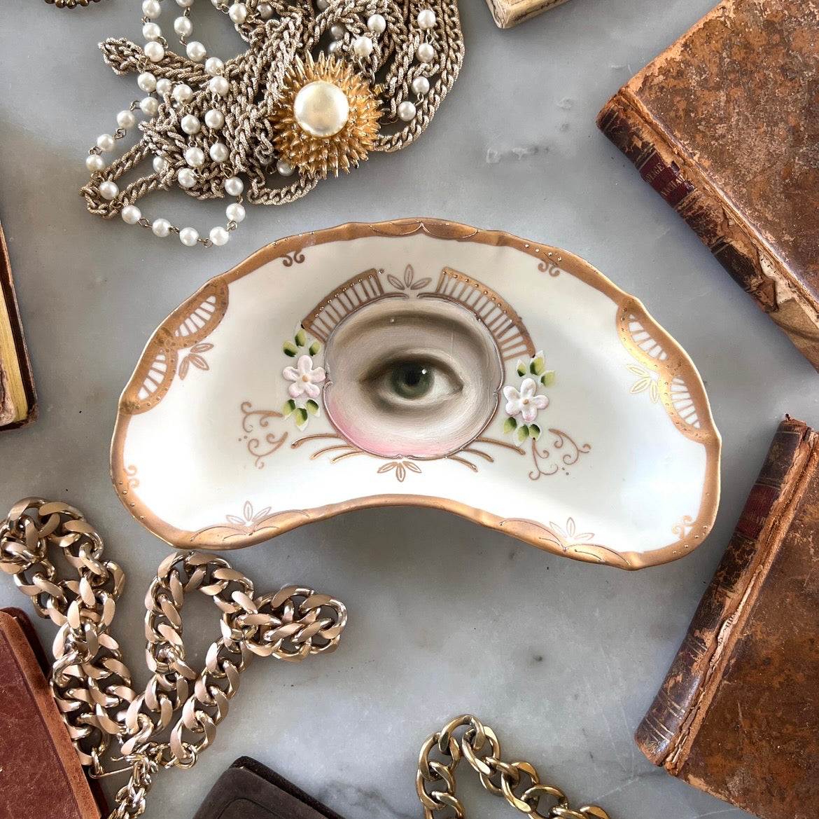 No. 3572 Lover's Eye Painting on a Rococo Crescent Dish - Butter Yellow