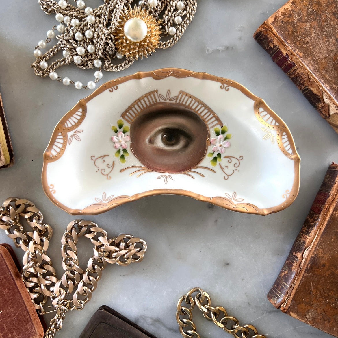 No. 3570 Lover's Eye Painting on a Rococo Crescent Dish - Butter Yellow