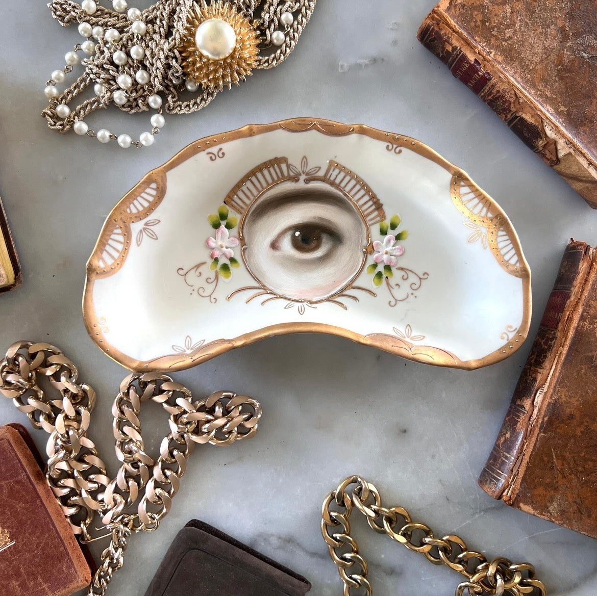No. 3569 Lover's Eye Painting on a Rococo Crescent Dish - Butter Yellow