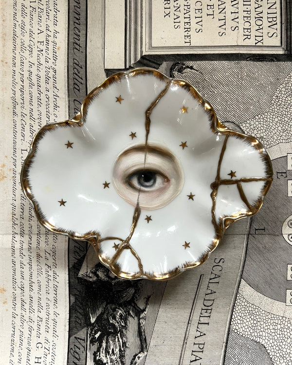 New! - Lover's Eye Painting on a China Plate with Stars