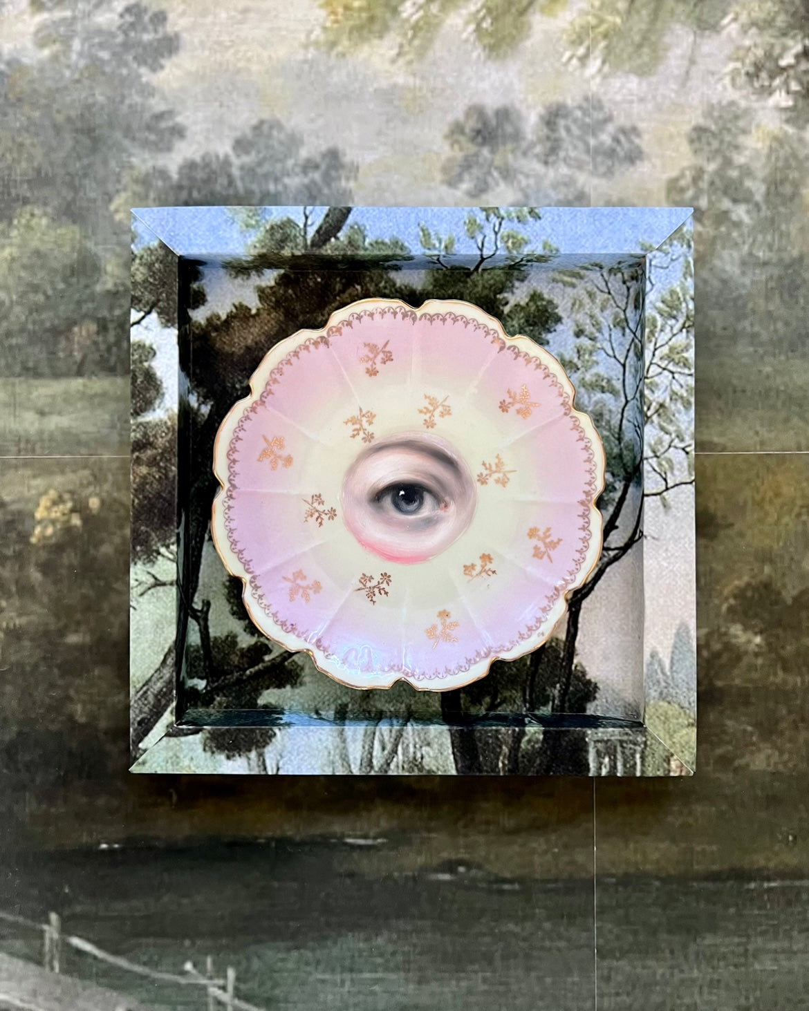 No. 2072 Lover's Eye Painting on a Pink and Gold Flower Sprig Plate