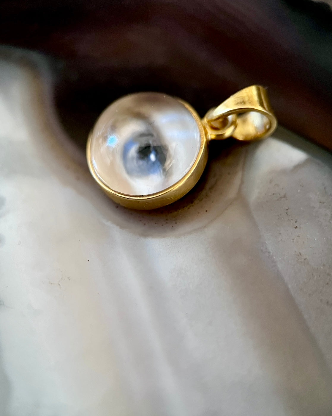 No. 2149 Lover's Eye Pendant