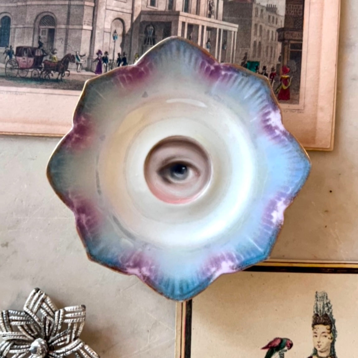 No. 2767 Lover's Eye Painting on a Mini Blue Flower Plate