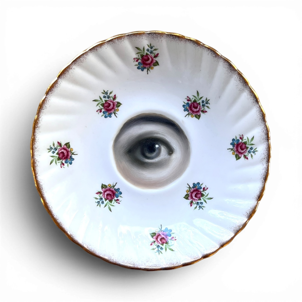 No. 3670 Lover's Eye Painting on a Floral Plate