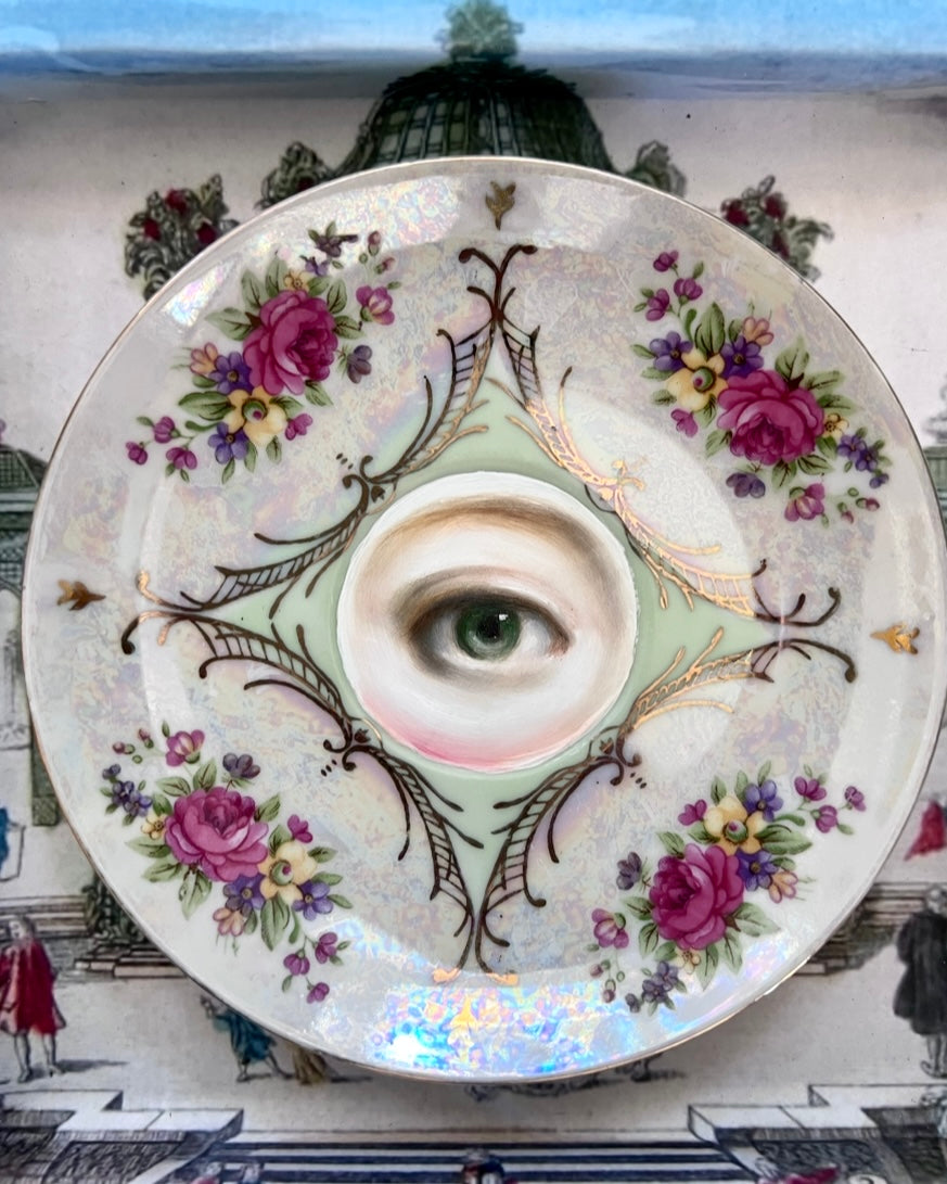 No. 2189 Lover's Eye Painting on an Iridescent Floral Plate