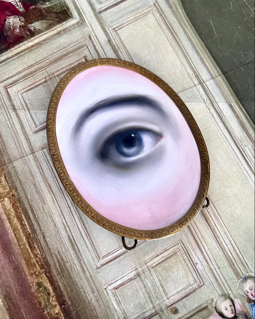 No. 2208 Lover's Eye Painting in an Antique Oval Frame