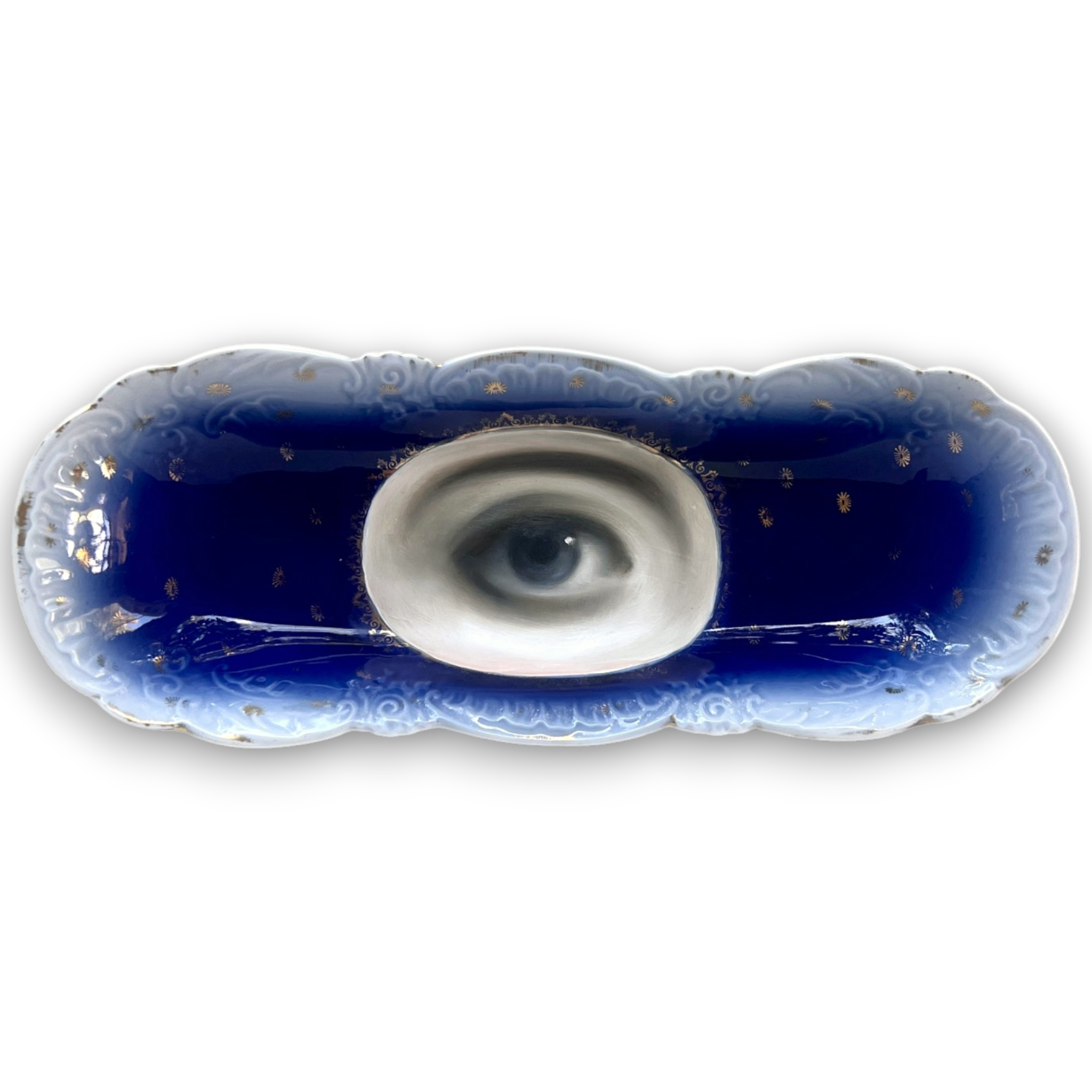 No. 3752 Lover’s Eye Painting on a Cobalt Blue Dish